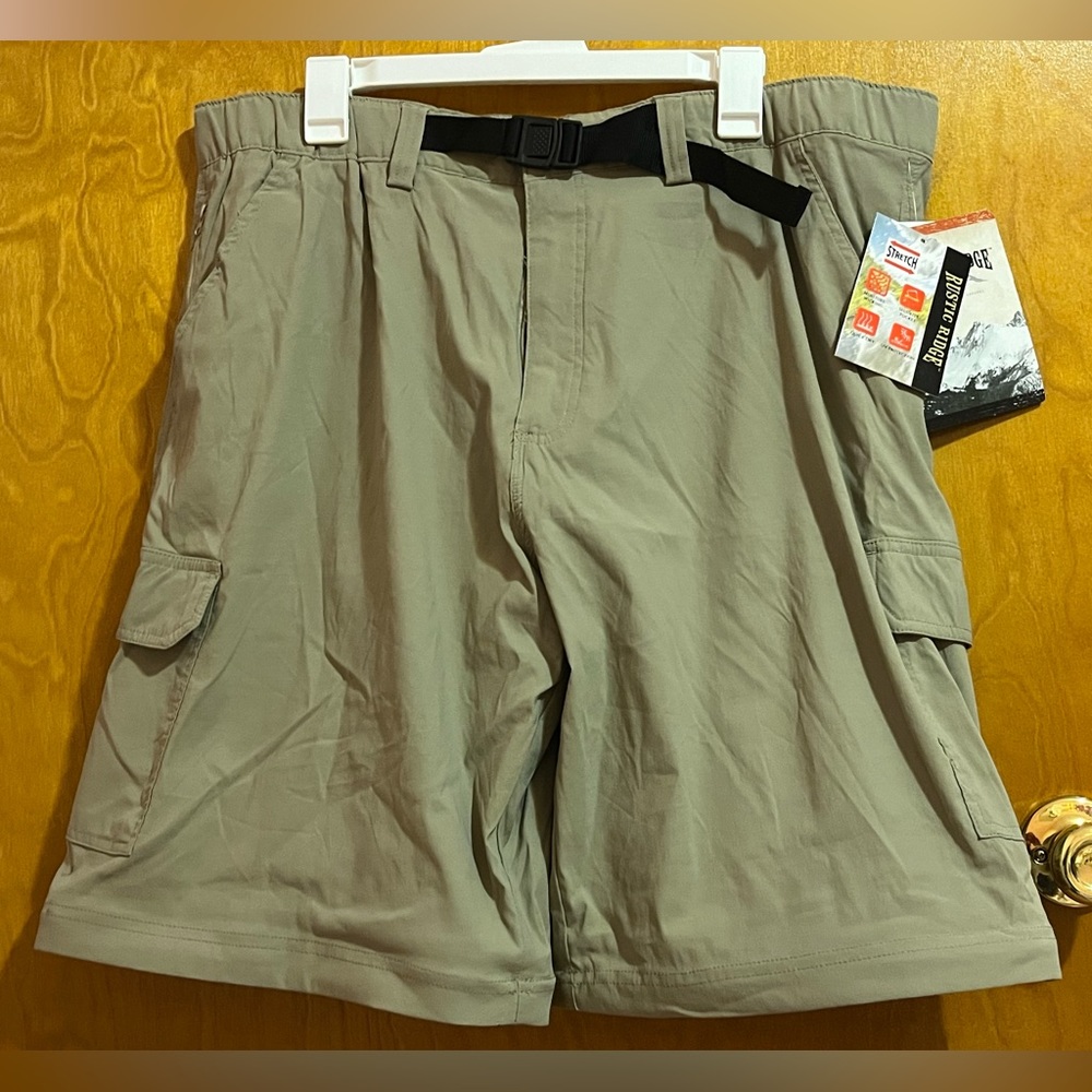 NEW Men’s Rustic Ridge Olive Green Convertible Zip-Off Hiking Cargo Pants. 2X. - Picture 10 of 16